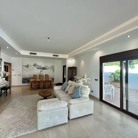 Splendid In Pass The Keys Holiday home